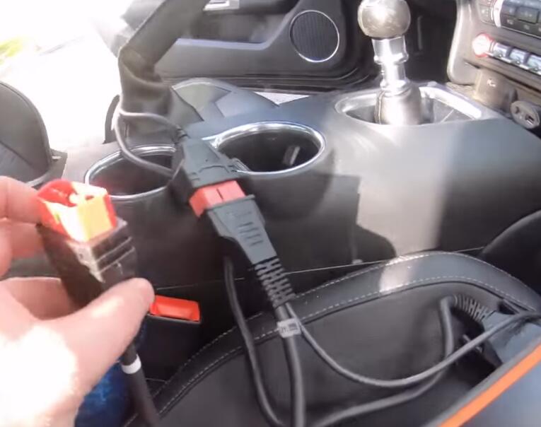 how-to-connect-xhorse-key-tool-plus-to-ford-with-xhorse-AKL-cable-5