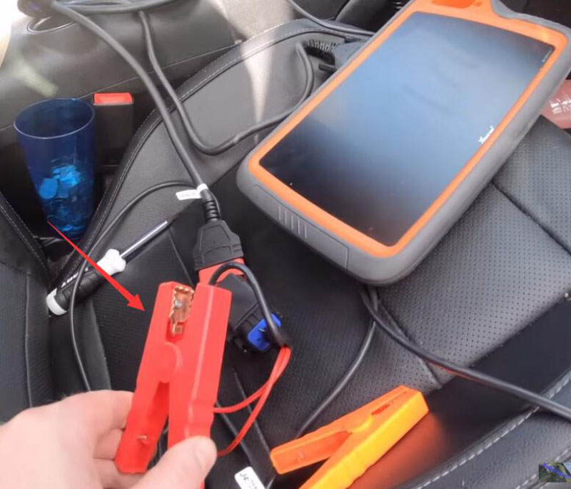 how-to-connect-xhorse-key-tool-plus-to-ford-with-xhorse-AKL-cable-4